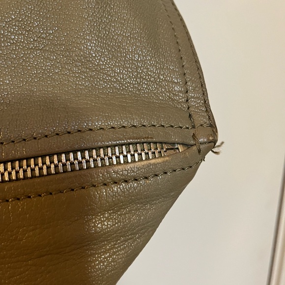 Givenchy Pandora Tan Leather Medium Size Shoulder Bag - Picture 4 of 9